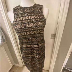 Gianni Bini Tribal print shift dress